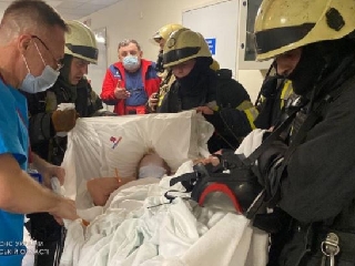 Пожарные эвакуировали больных из клиники «Инто-Сана» в Одессе. Видео